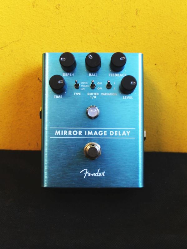 Fender Mirror Image Delay